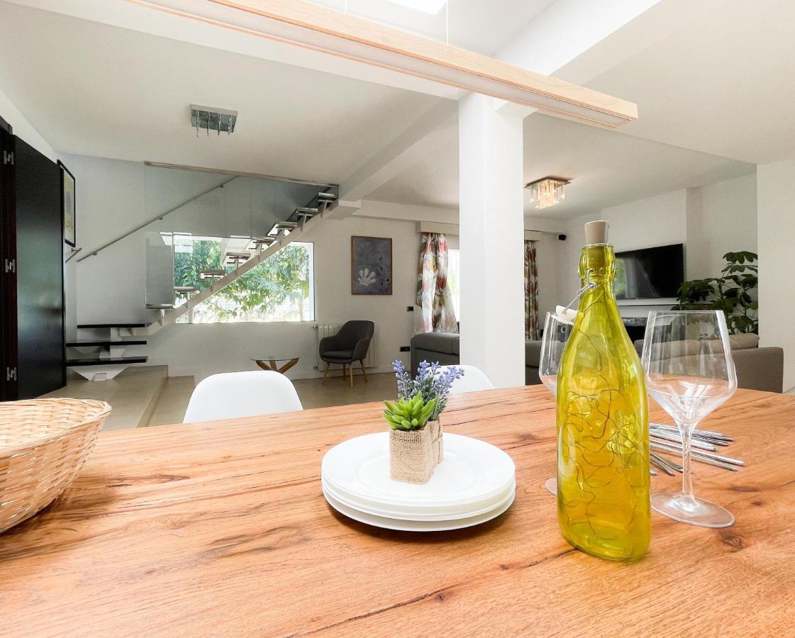Villa Haygon Private Heated Pool, Bbq & Sauna 圣维森特德尔拉斯佩奇 外观 照片