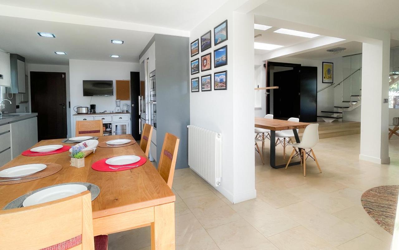 Villa Haygon Private Heated Pool, Bbq & Sauna 圣维森特德尔拉斯佩奇 外观 照片