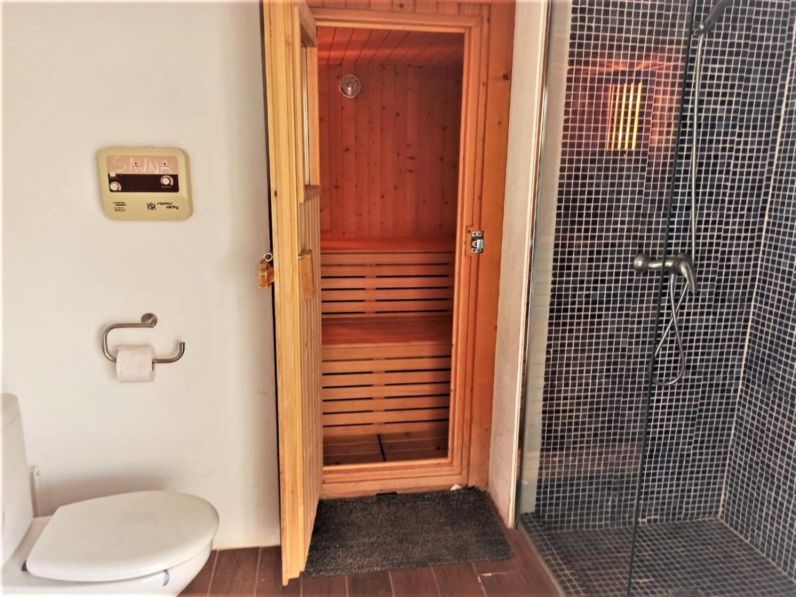 Villa Haygon Private Heated Pool, Bbq & Sauna 圣维森特德尔拉斯佩奇 外观 照片
